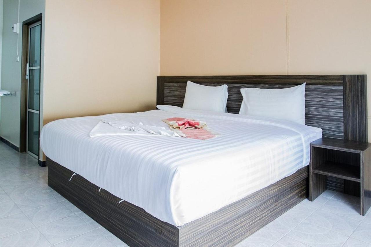 Cozy Residence Nanai Patong Екстер'єр фото