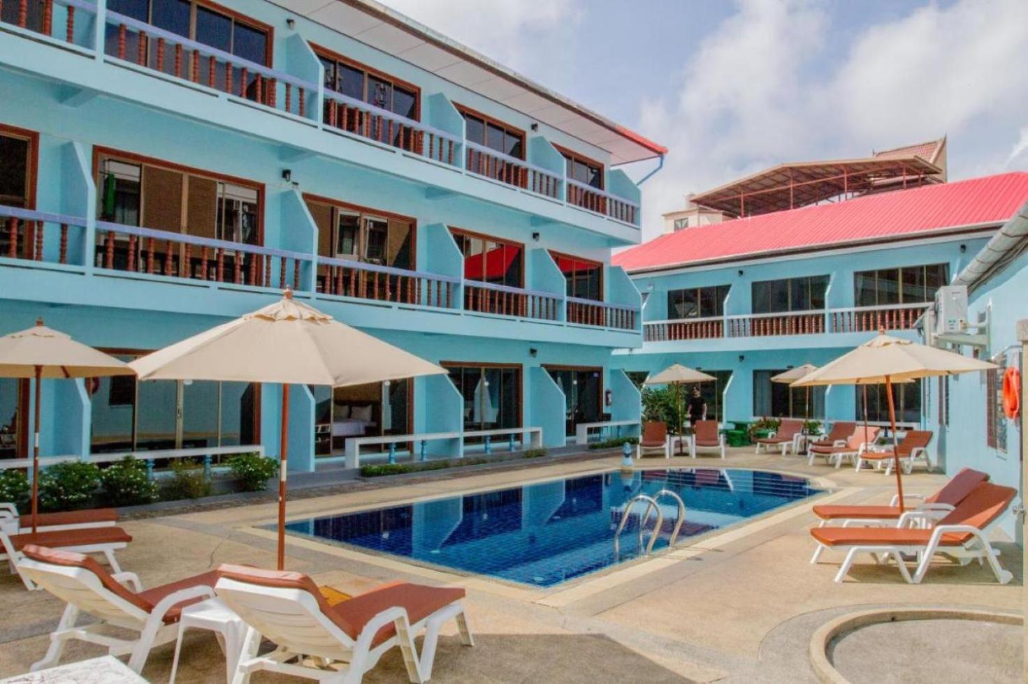 Cozy Residence Nanai Patong Екстер'єр фото