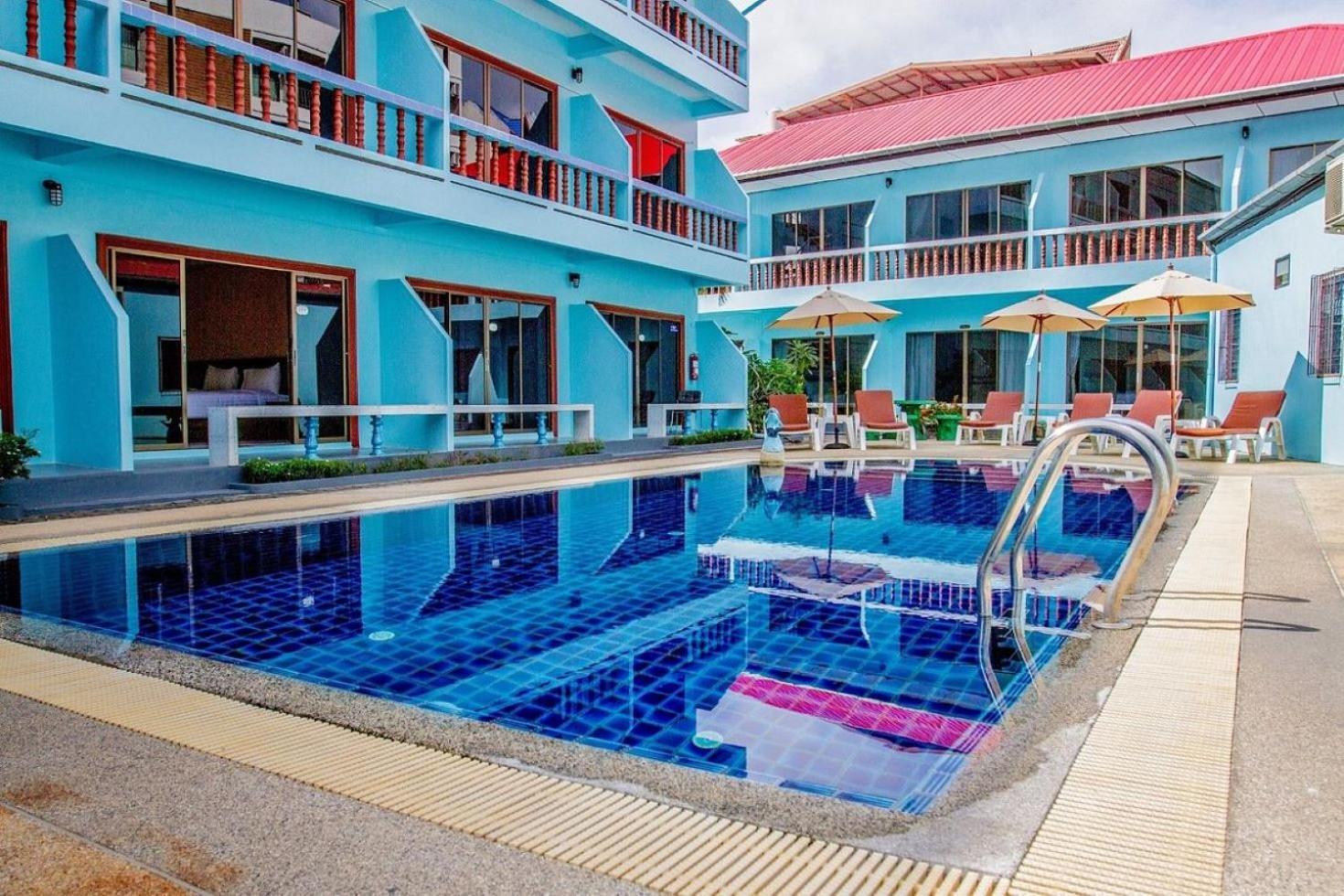 Cozy Residence Nanai Patong Екстер'єр фото